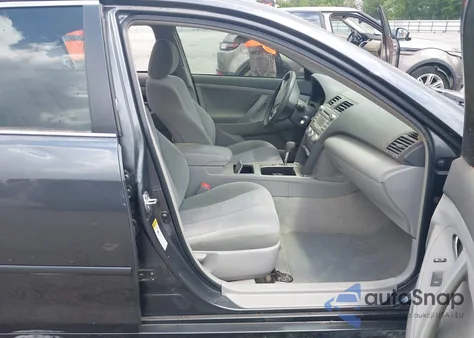 2010 Toyota Camry Le from USA, damaged, VIN 4T1BF3EK0AU022833